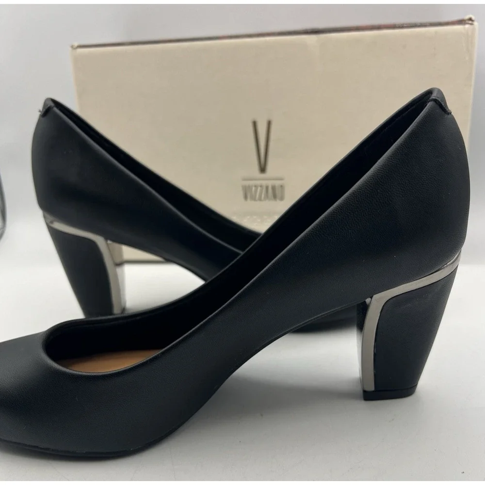 Vizzano Black Block Heel Pumps Womens Size 7.5 EU 38 Closed Toe w Box